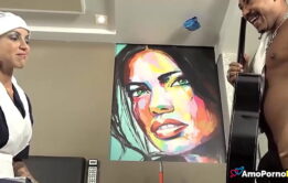 Serviço de quarto com a camareira mais safada do país